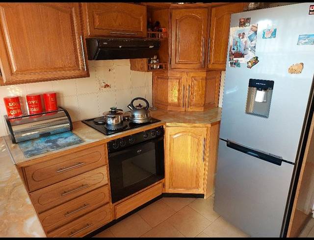 3 BEDROOM HOUSE FOR SALE IN SPRUITVIEW